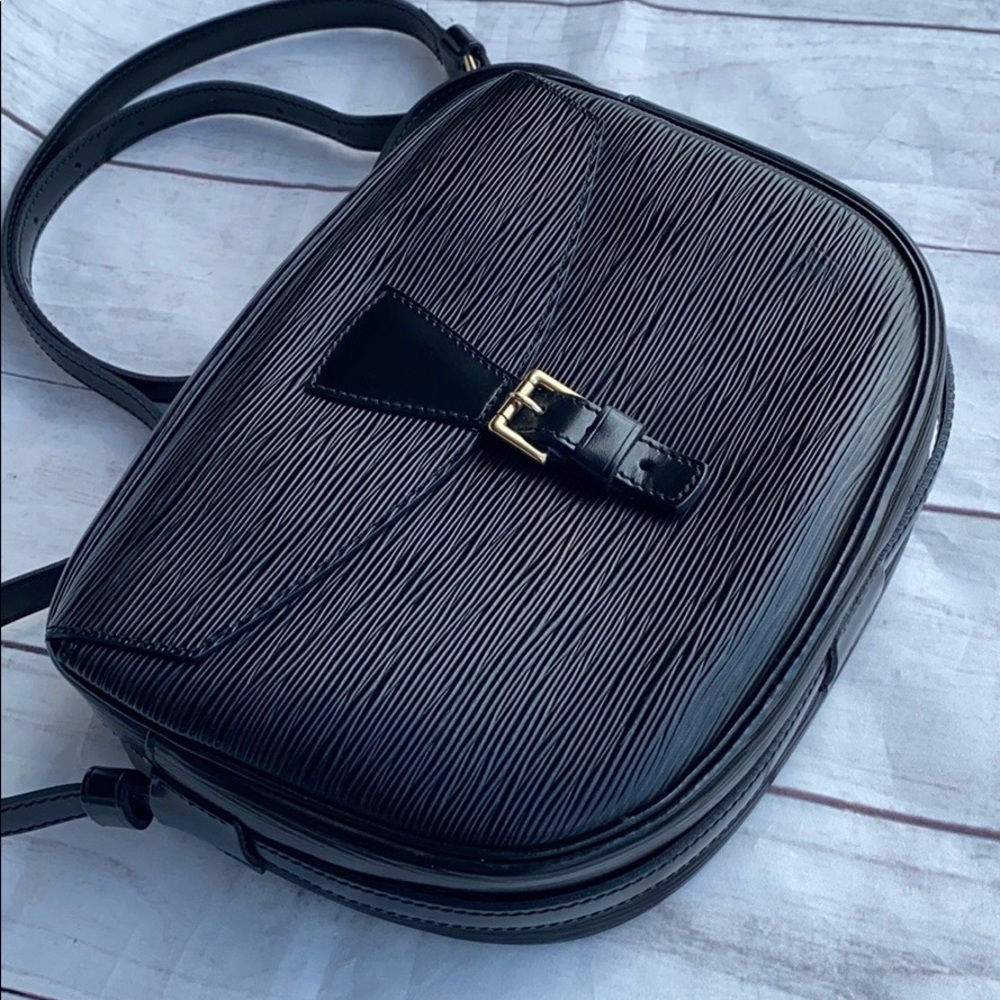 LOUIS VUITTON Epi Jeune Fille Crossbody